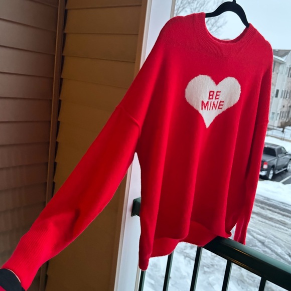 🆕♥️ CeCe Red Heart Graphic Knit Sweater Oversized Valentine Cozy Pullover Size L - Picture 12 of 15